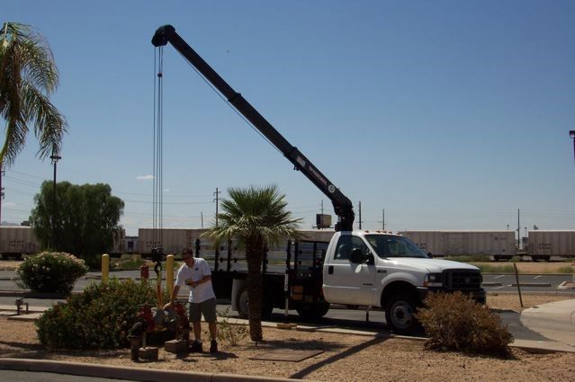 UNIC UR-V290 Series crane